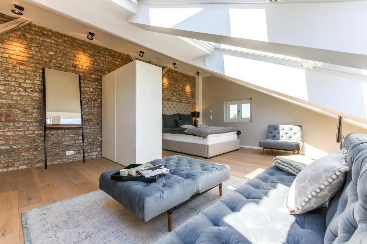 Hotel Refugium De Luxe Messe-Deutz Colonia 3*,
